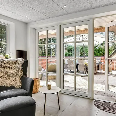 Bv376-blavand-ved-skoven-7 * Blåvand