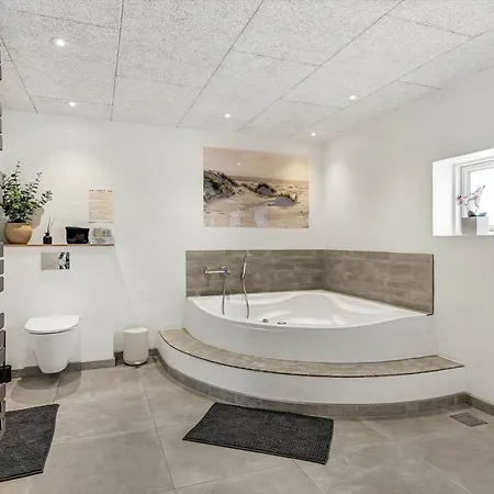 Bv376-blavand-ved-skoven-7 Nyaraló *