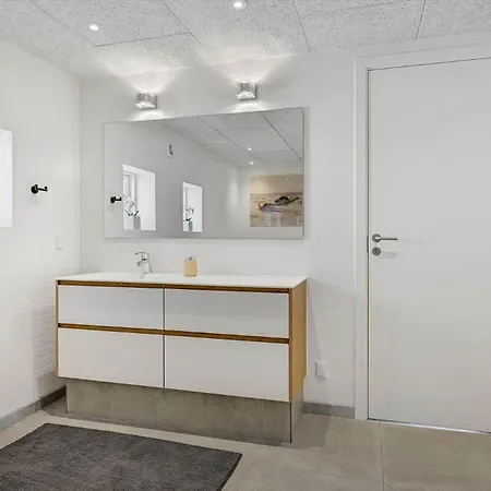 Bv376-blavand-ved-skoven-7 * Blåvand