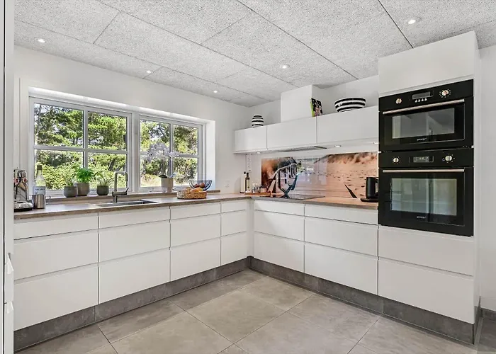 Bv376-blavand-ved-skoven-7 *