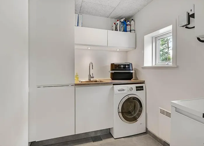 Bv376-blavand-ved-skoven-7 Blåvand